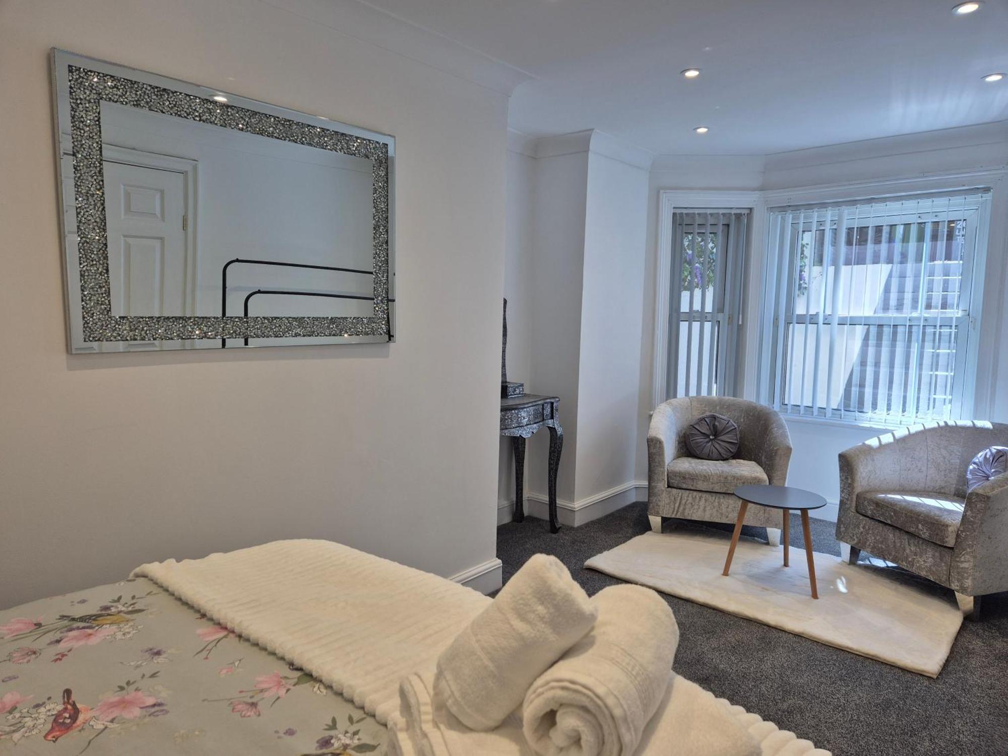 #26A Newly Refurbished Portsmouth Garden Apartment Екстер'єр фото